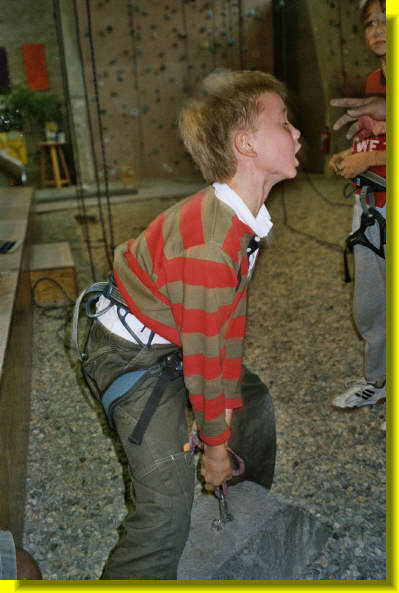 020910_imm027_27_580